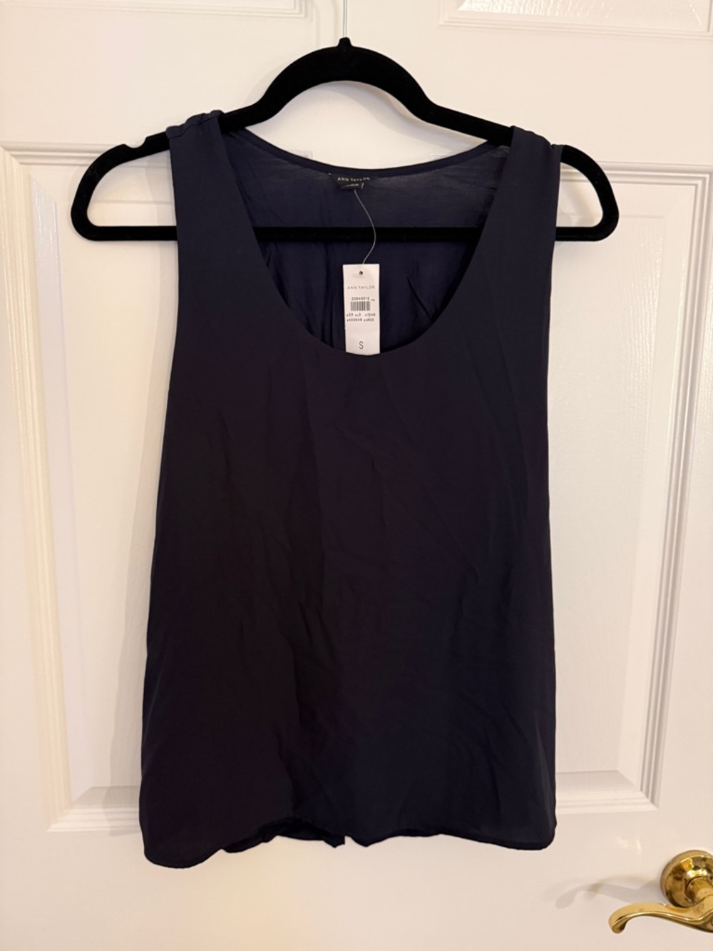 Ann Taylor Dark Navy Scoop Neck Sleeveless Tank Top